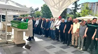 Kayserispor'un Eski Teknik Direktörü Ertuğrul Seçme'nin Babası Vefat Etti