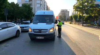 Manisa'da Trafik Denetimlerinde 50 Araç Sahibi Para Cezasına Çarptırıldı