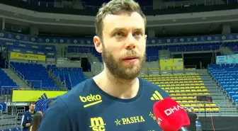 Fenerbahçe Beko EuroLeague Şampiyonu Olmanın Gururunu Yaşıyor