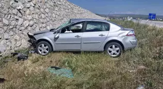 Çorum'da Trafik Kazası: 2 Yaralı