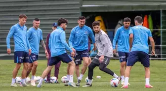 Trabzonspor, Antalyaspor Maçı İçin U19 Oyuncularını Kampa Aldı