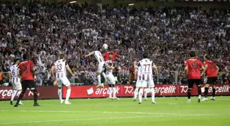 Fatih Karagümrük, Bandırmaspor'u Mağlup Ederek Süper Lig'e Yükseldi