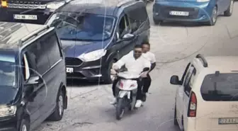 Keşan'da Plakasız Motosikletin Cadde Üzerinde Çarptığı Kadın Yaralandı