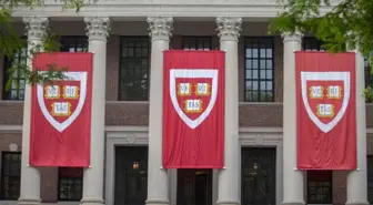 Mahkeme, Harvard'ın Vize Programını Süresiz Durdurdu