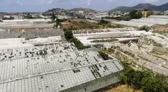 Antalya'da Dolu ve Hortum Tarım Alanlarında Hasara Neden Oldu