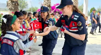 Buharkent'te Jandarma Mesleği Öğrencilere Tanıtıldı