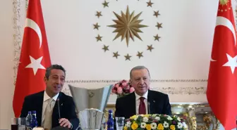 Cumhurbaşkanı Erdoğan, EuroLeague şampiyonu Fenerbahçe Beko'yu kabul etti