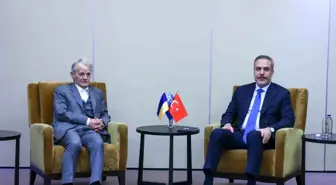 Dışişleri Bakanı Hakan Fidan, Kırım Tatarlarıyla Görüşme Gerçekleştirdi