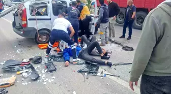 Ehliyetsiz Sürücünün Kontrolsüz Aracı Kaza Yaptı: 3 Yaralı