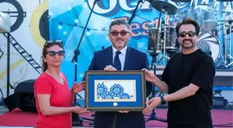 BİLECİK ŞEYH EDEBALİ ÜNİVERSİTESİ'NDEN RENKLİ BAHAR ŞENLİĞİ