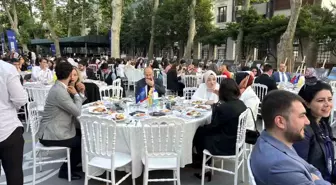İstanbul Erkek Lisesi'nde Asırlık Okullar Vakfı Olağanüstü Genel Kurul ve Lansman töreni düzenlendi