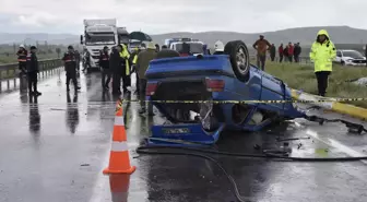 Sivas'ta Trafik Kazası: 1 Ölü, 4 Yaralı