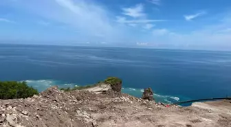 Kastamonu'da Heyelan Nedeniyle Cide-İnebolu Yolu Kapatıldı