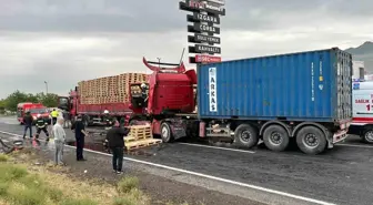 Konya'da Tır Kazası: 1 Yaralı