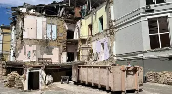 Ukrayna'daki Çocuk Hastanesine Rus Füzesi Saldırısı