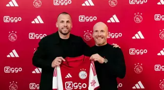 Ajax, John Heitinga ile 2 Yıllık Sözleşme İmzaladı