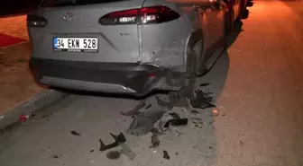 Ataşehir'de Sürücü Araçlara Çarpıp Kaçtı