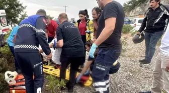 Bodrum'da Yolcu Minibüsü ile Otomobil Çarpıştı: 15 Yaralı
