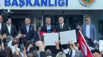 CHP Genel Başkanı Özgür Özel, İstanbul'da gözaltına alınan belediye başkanlarını ziyaret etti