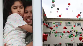 Raziye için hastanede Filistin bayraklı balon uçurdular