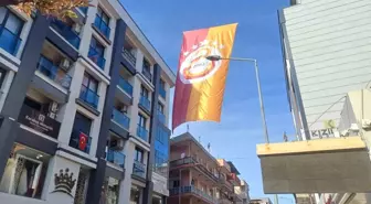 Galatasaray'ın Şampiyon Bayrakları Salihli'yi Sardı
