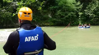 Uzungöl'de Suya Düşen Çocuk İçin Arama Çalışmaları Devam Ediyor