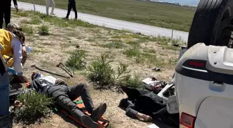 Van'da Trafik Kazası: 4 Ölü, 2 Yaralı