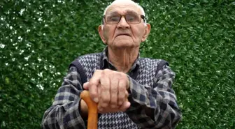 96 Yaşındaki İbrahim Özkan: Uzun Yaşamın Sırrı Çalışmak ve İyi İlişkiler