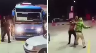 Adana'da dolmuş şoförlerinden özel halk otobüslerine saldırı! Taş ve sopalar havada uçuştu