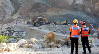 Endonezya'daki Taş Ocağında Meydana Gelen Heyelan: Ölü Sayısı 17'ye Yükseldi