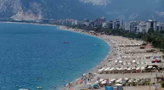 Yağmurun Ardından Antalya'da Güneş Keyfi