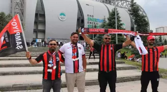 Vanspor FK ile Batman Petrol Spor Taraftarları Kayseri'de Buluştu
