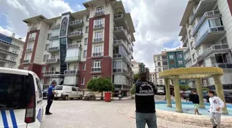 Konya'da 2 Yaşındaki Çocuğun Düşmesi Güvenlik Kamerasında