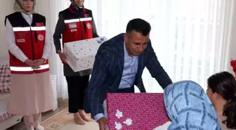 Erzurum'da Aile Yılı Etkinliği: 200 Çocuğa Bayram Hediyesi