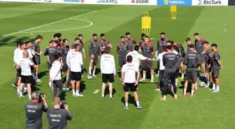 A Milli Takım Hazırlıklarını Sürdürüyor