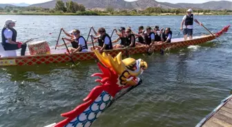 Yunanistan'da Ejderha Teknesi Festivali