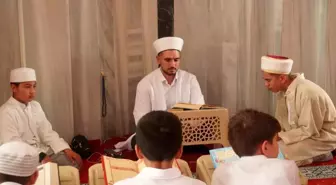 Mersin Anamur'da İki Öğrenci Hafızlık Tescil Programı'nda Sertifika Aldı
