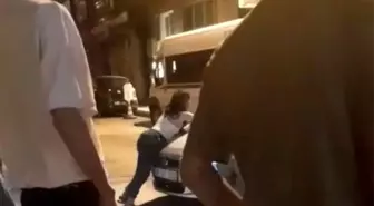 Bursa'da sokak ortasında film gibi olay: Kaputa asılan kadın araçla birlikte sürüklendi