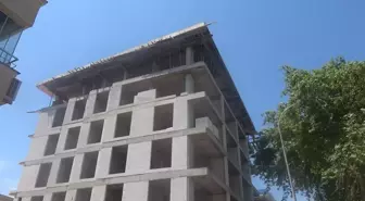 Yalova'da İnşaatta Düşen İşçi Ağır Yaralandı