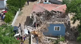 Kırşehir'de Sel Felaketi: 1 Ev Yıkıldı, 4 Ev Hasar Gördü
