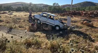 Mardin'de Motosiklet ve Otomobil Çarpışı, 5 Yaralı