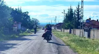 Yozgat'ta Motosikletle Tehlikeli Seyahat Şaşırttı