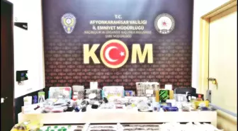 Afyonkarahisar'da Kaçak Telefon Aksesuarları Ele Geçirildi