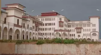 Balıkesir Valiliği, bir okulda çiçek hastalığı sebebiyle eğitime ara verildiği iddiasını yalanladı