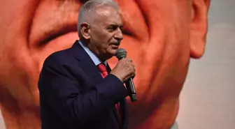Binali Yıldırım: İzmir bunu asla hak etmiyor