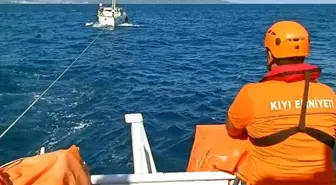 Bodrum'da Savrulan Tekne Kurtarıldı