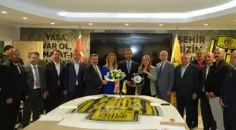 CHP Heyeti MKE Ankaragücü'nü Ziyaret Etti
