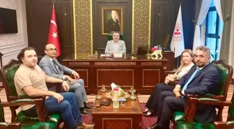 Edremit MYO Yönetimi Kaymakam Odabaş'ı Ziyaret Etti
