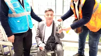 İstanbul Havalimanı'nda Bulunan 10 Bin Dolar Sahibine Teslim Edildi