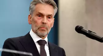 Hollanda Başbakanı Dick Schoof istifa etti